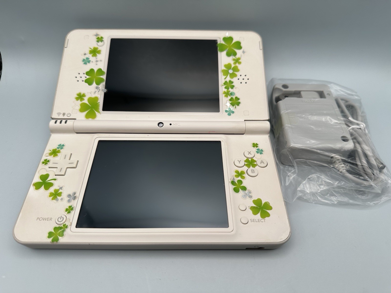 Nintendo DSi LL Natural White “Lucky Clover Edition” Tested + Charger