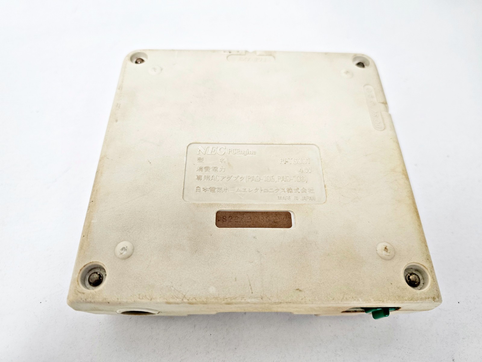 NEC PC Engine Console 822 Japan