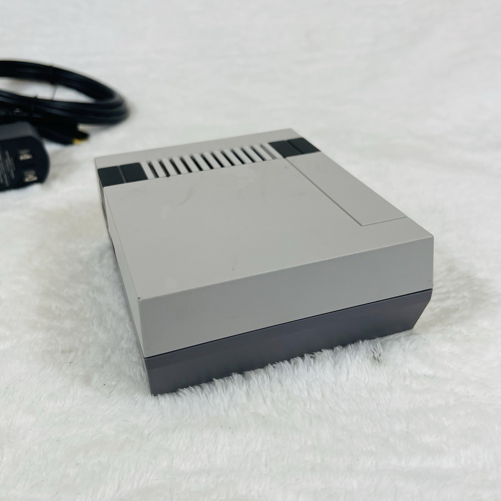 Nintendo NES Classic Edition Console Gaming System CLV-001 Gray Working