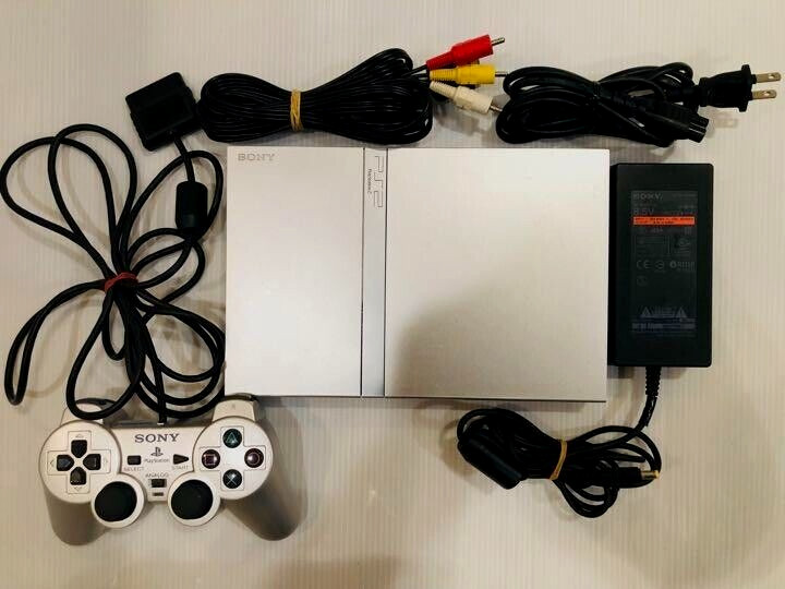 Sony Play Station2 PS2 SCPH-77000 Silver Console Controller Cable Adapter NTSC-J