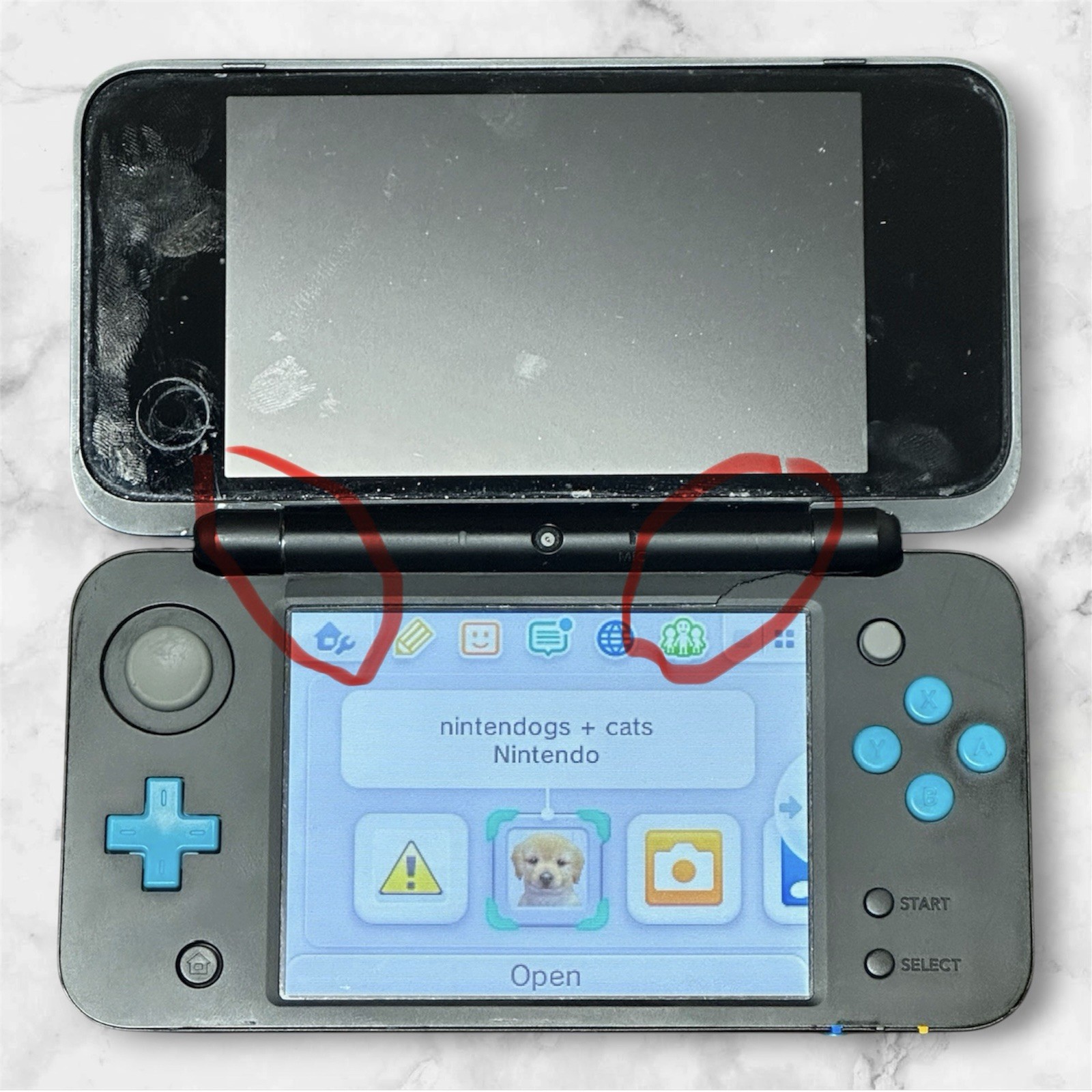 Nintendo 2DS XL Handheld System Turquoise Blue/Black