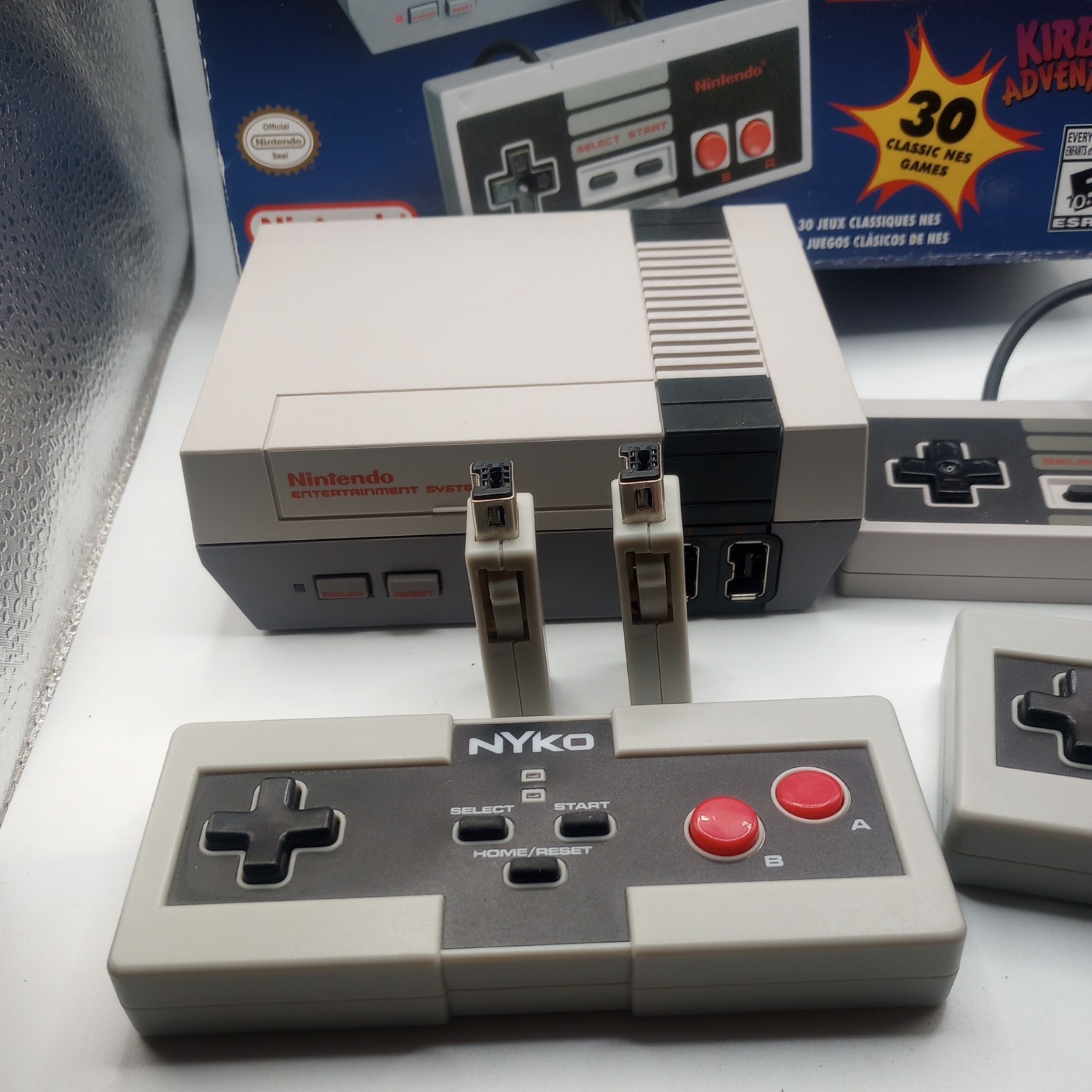 Nintendo Mini NES Classic Edition Console w/2 Wireless Nyko Miniboss controller
