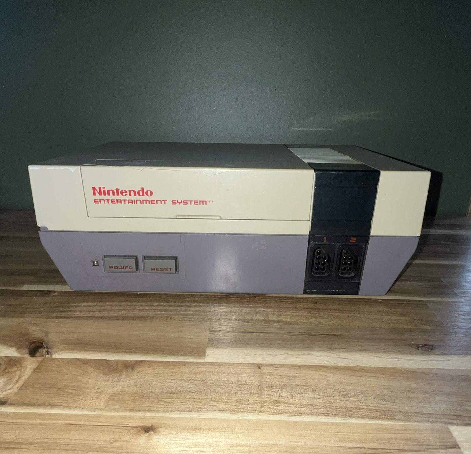 Nintendo NES-001 Console Gray/Beige NTSC 1985 NOT TESTED NO CORDS CONSOLE ONLY