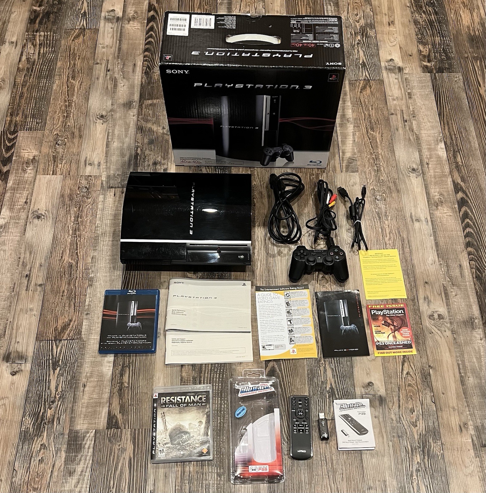 Sony PS3 Fat 40GB CECHH01 CIB Complete in Box Tested + Game and Nyko Remote