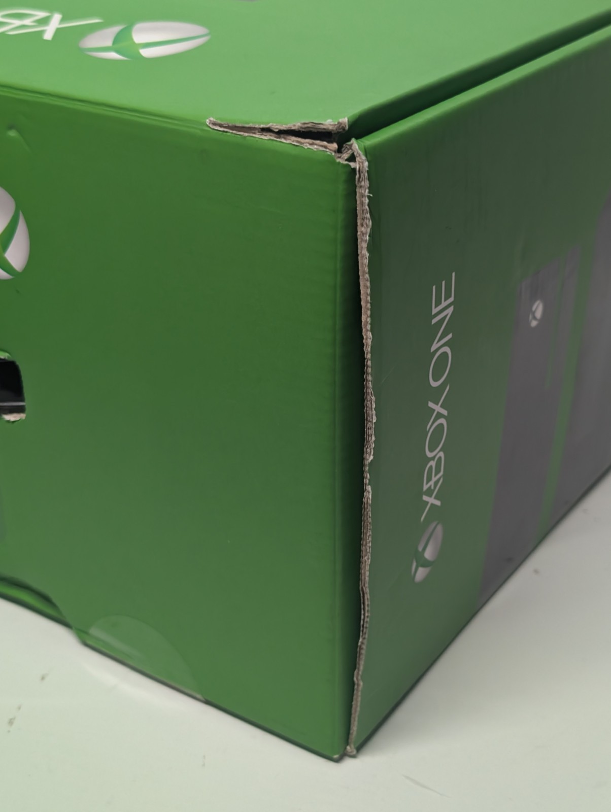 Microsoft XBOX ONE 1540 Console With 4 Games Power Cord Kinect Sensor