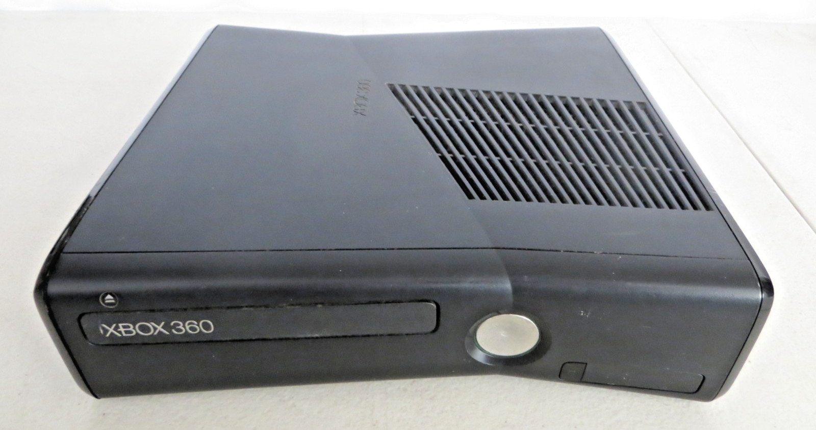 Microsoft Xbox 360 S Model 1439 Console Only Works Tested 4GB