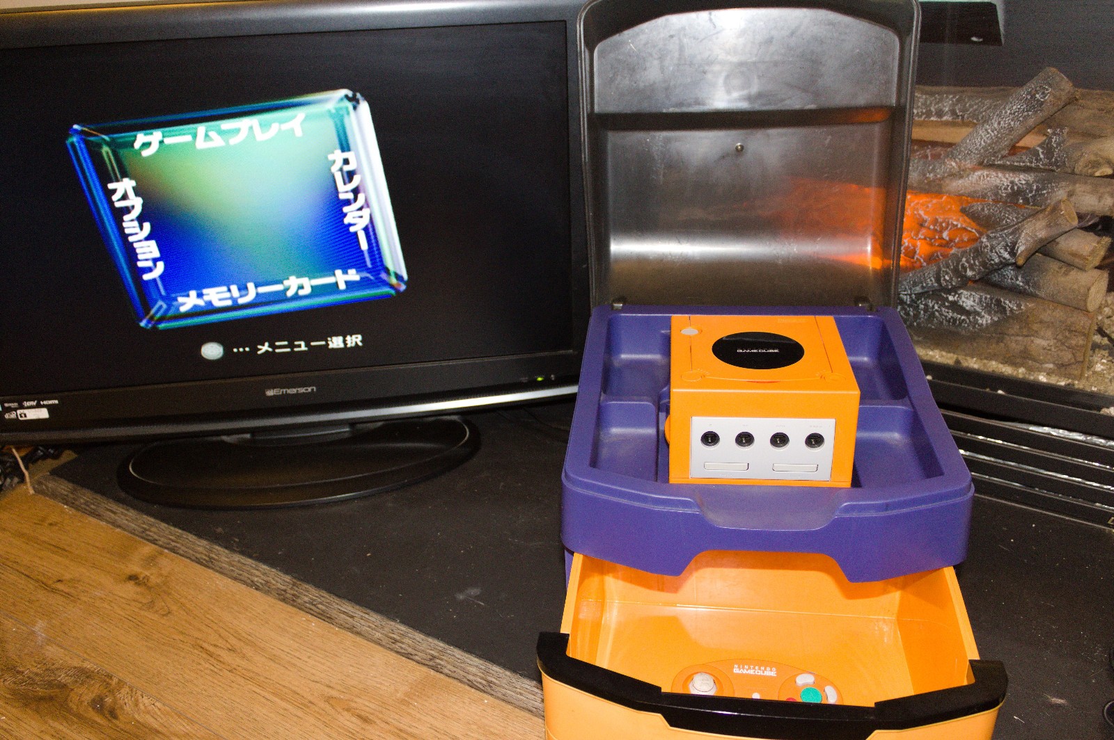 Nintendo GameCube DOL-101 Spice Orange Japanese Console w/ Storage Display Rack