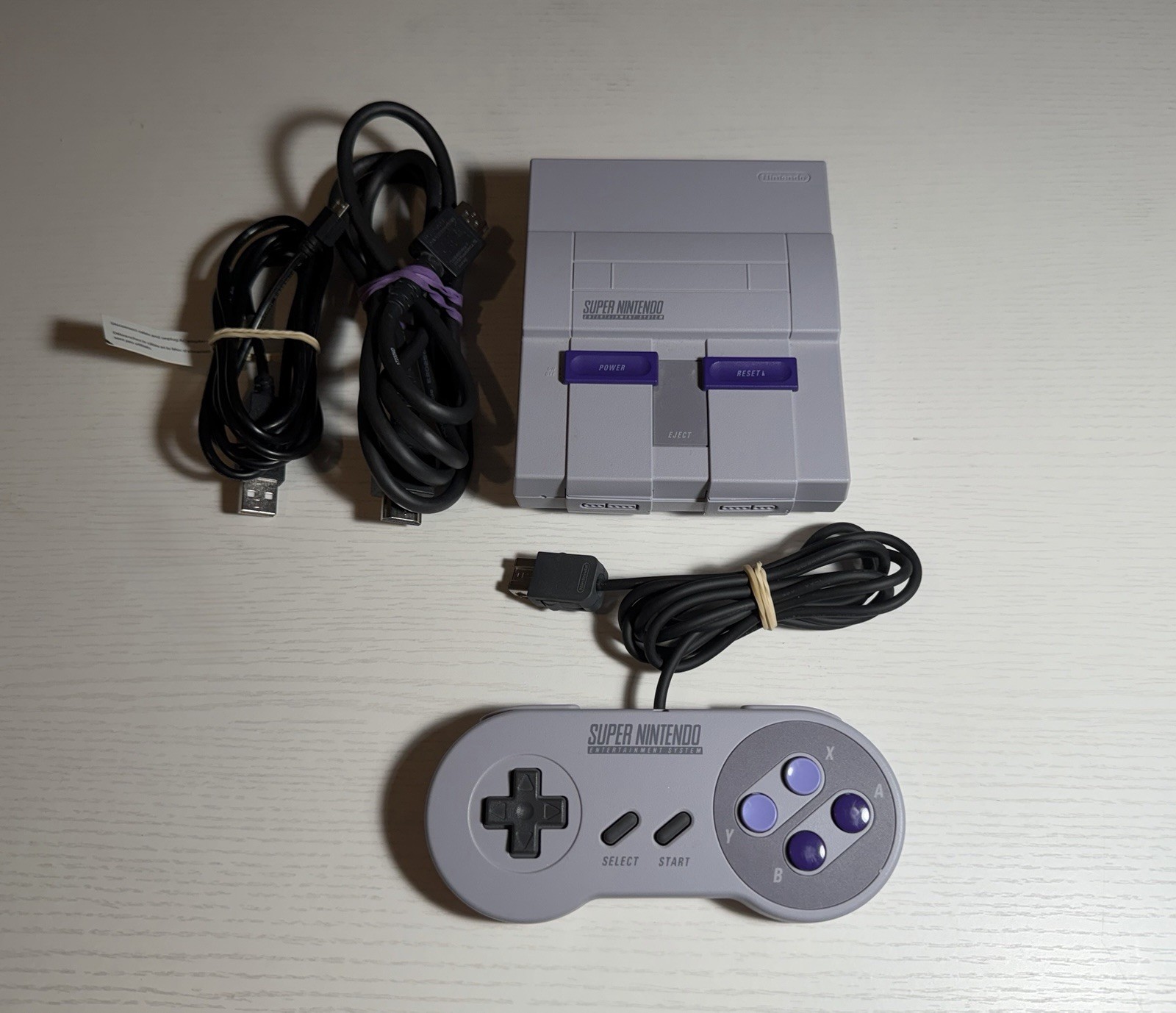 Nintendo SNES Classic Edition Console HDMI with One Controller (Mini) Tested.