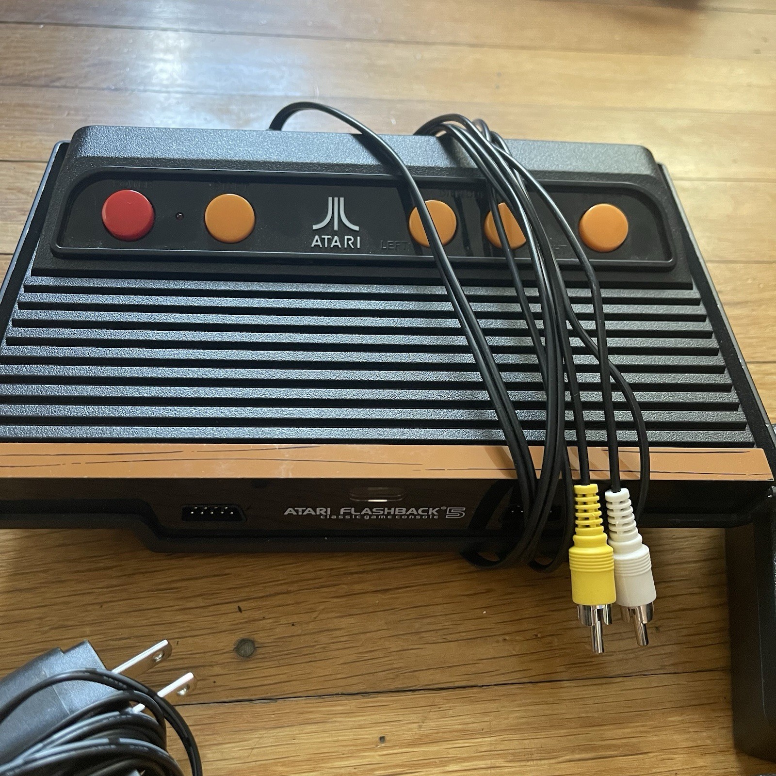 Atari Flashback 5 Classic Game Console 2 Controllers WORKS! 92 Built In Games