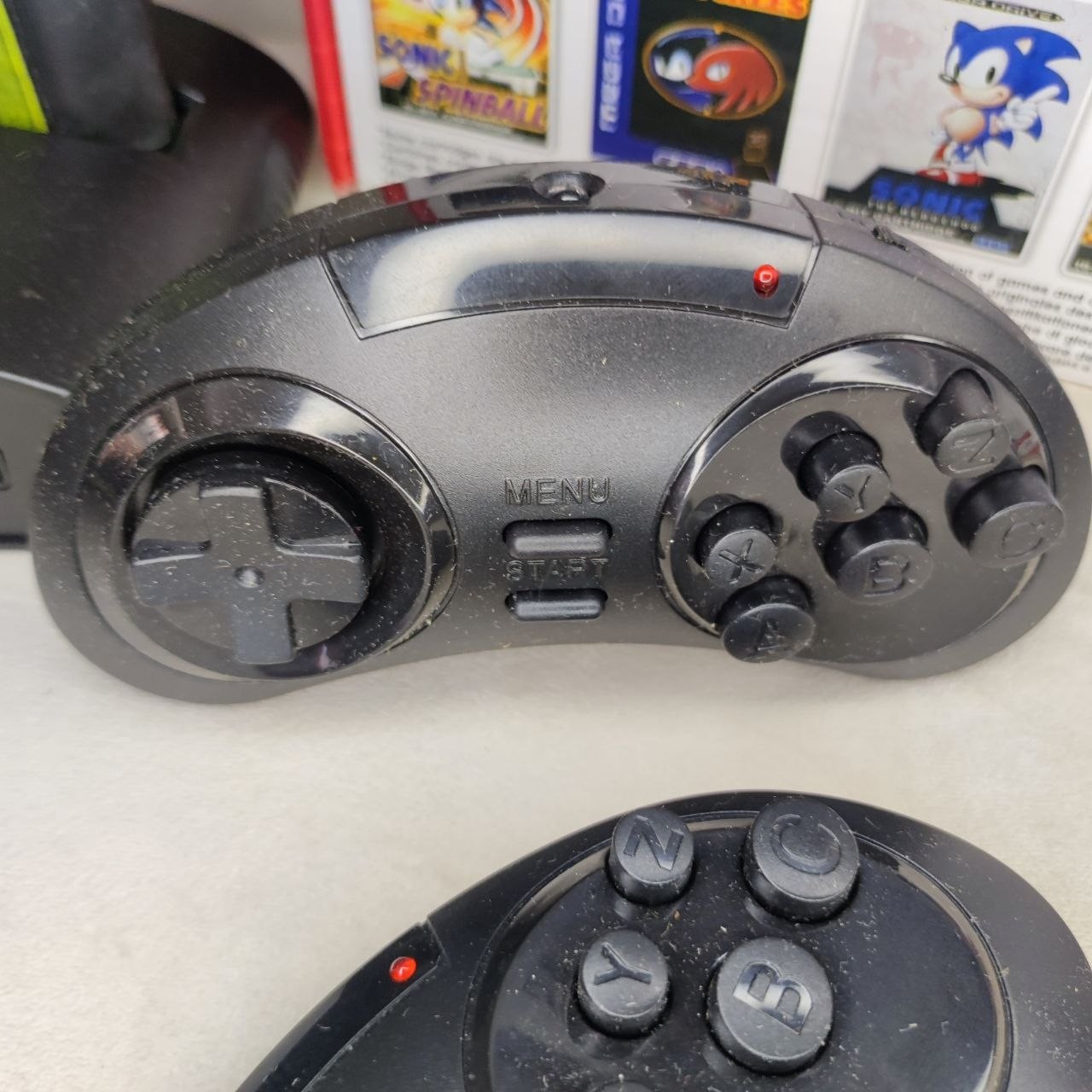 SEGA MEGA DRIVE Classic Game Console – COMPLETE