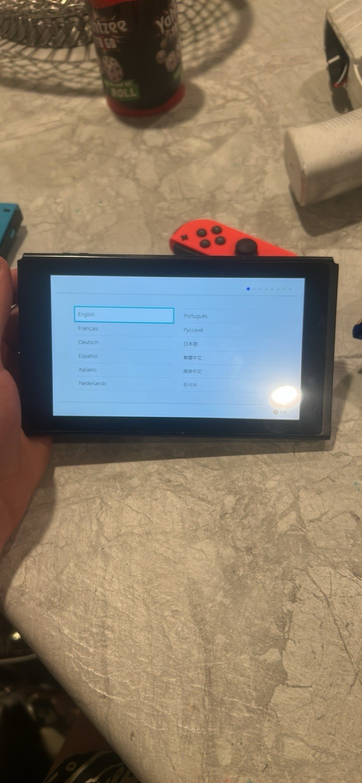 Nintendo Switch 32GB Console Tablet Neon Red/Blue Joy-Con Wi-Fi USB-C