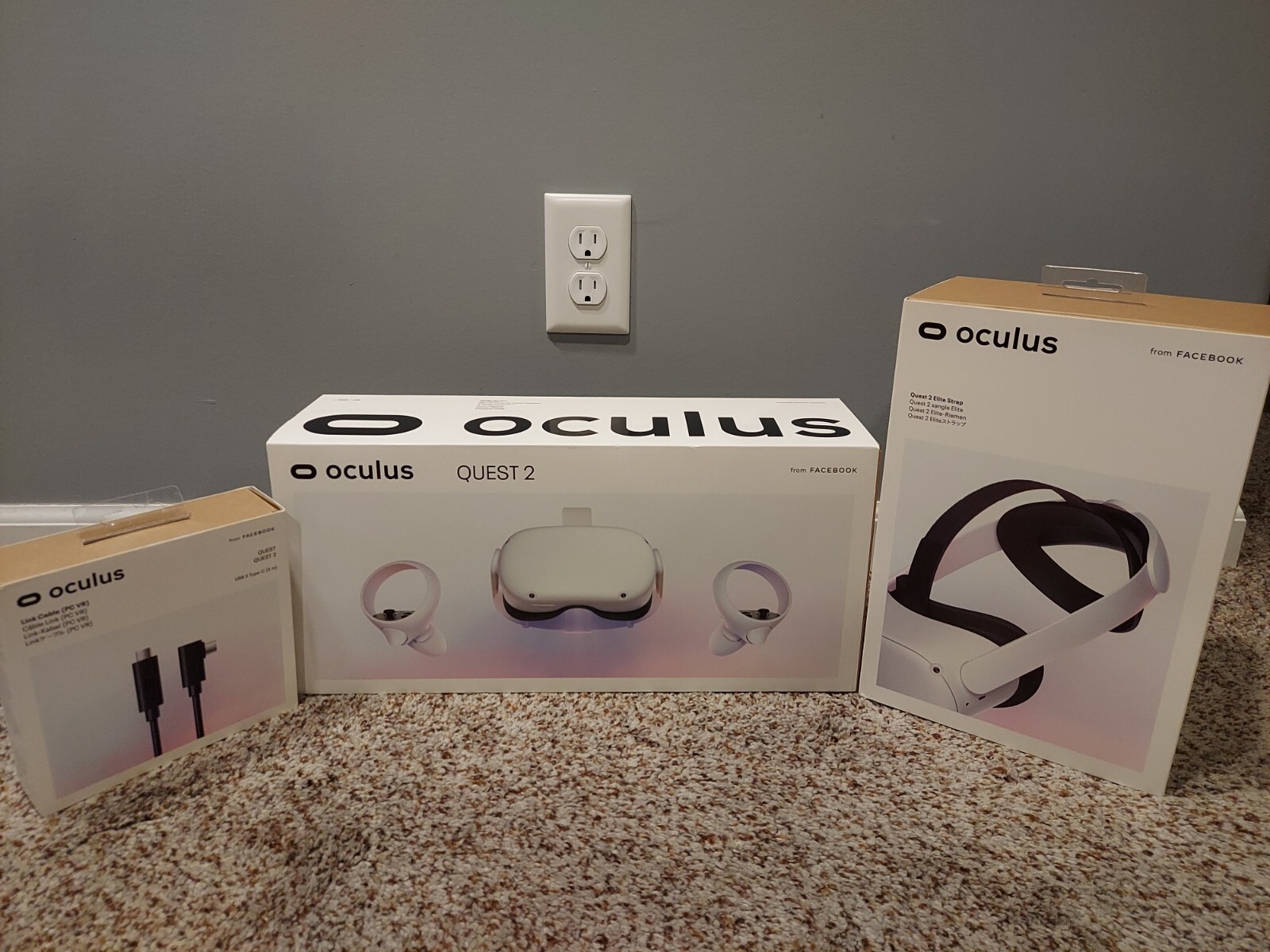 256GB Meta Quest 2, Elite Strap, PC Link Cable Bundle – All CIB. Hardly used!