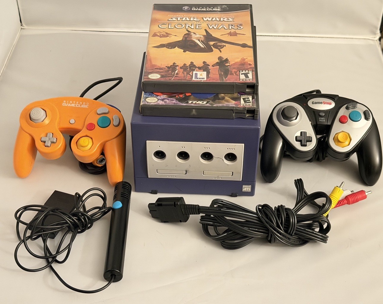 Nintendo GameCube Console Bundle w/ 2 Controllers, Microphone, Cable & 2 Games