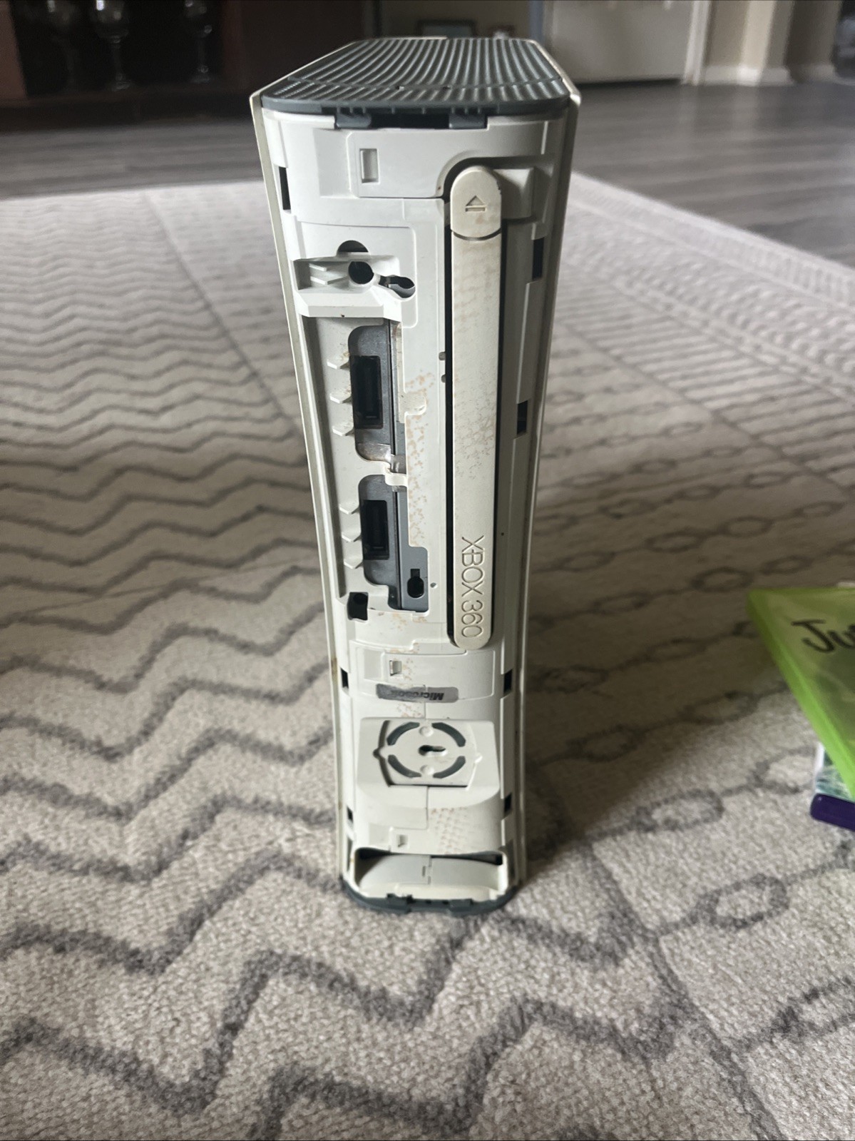 Microsoft Xbox 360 Fat, Kinect, 2 Games UNTESTED – For Parts Or Repair