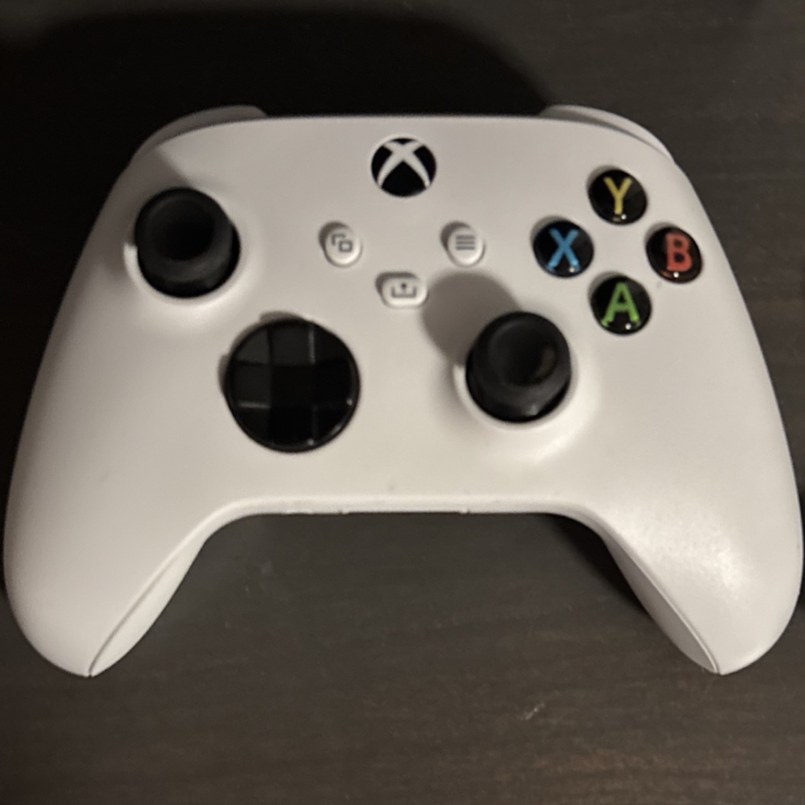 Xbox One S 1TB Bundle – 2 Controllers (Razer Wolverine) + Headset