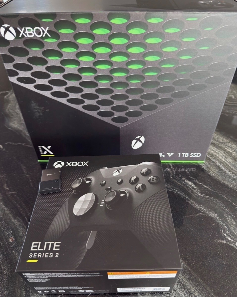 Xbox Series X 1Tb plus 1Tb SSD Plus Elite Controller 2 Headset
