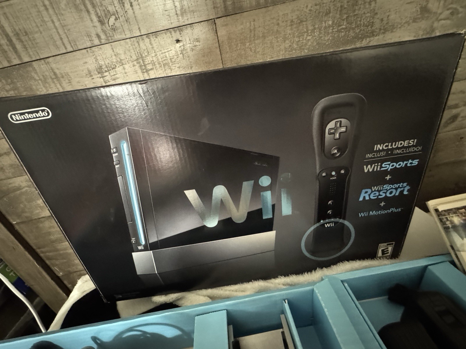 Nintendo Wii Black Console Motion Plus Wii Sports + Resort Bundle Complete