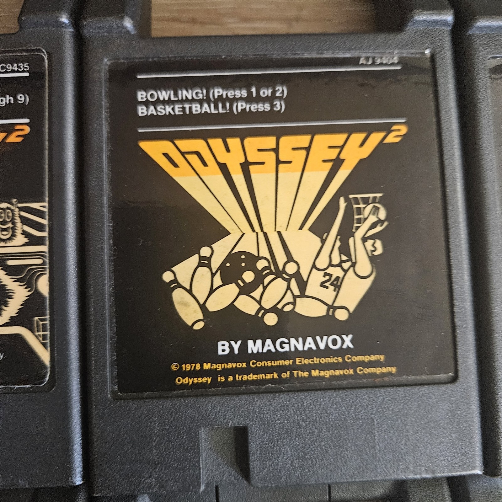 Magnavox Odyssey 2 Microprocessor Video Game System 10 Games PARTS REPAIR AS-IS
