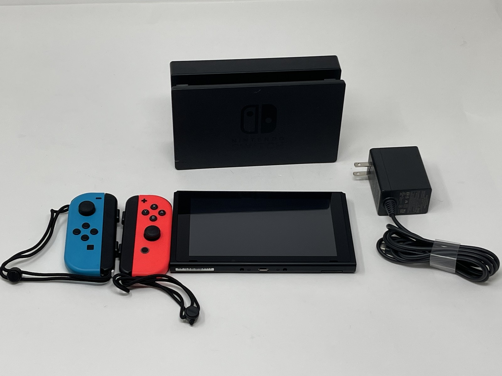 Nintendo Switch with Neon Red and Blue Joy-Con HAC-001 Good