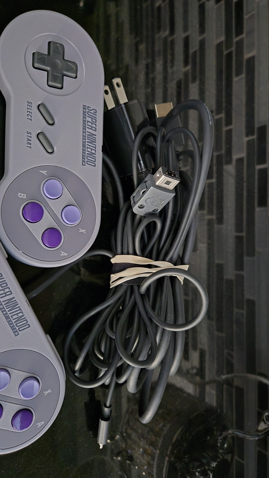 Super Nintendo NES Mini Classic Edition Control Deck CLV-201 w 2 Controllers