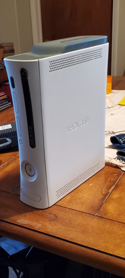 Fully Serviced Xbox 360 Pro – New Laser & Thermal Paste – Matte White