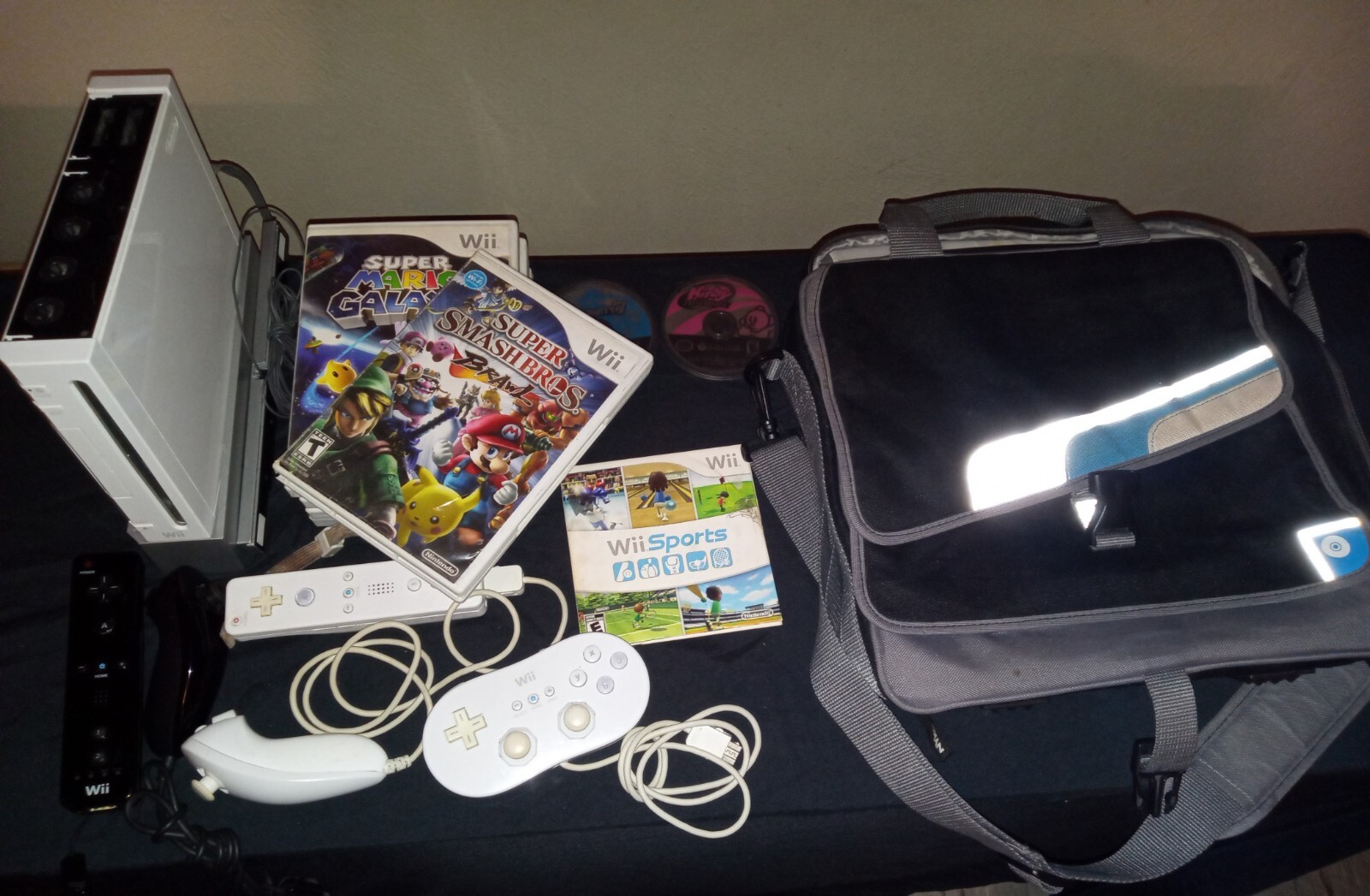 WII /w SSB BRAWL & MARIO GALAXY BUNDLE