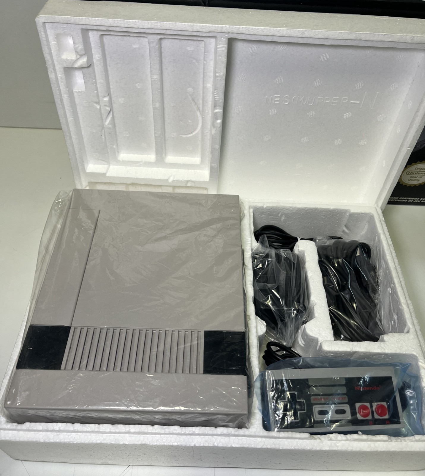 NINTENDO NES CONSOLE CONTROL DECK PAL B SCART FRANCE NES-S-CD-FRA BOXED TESTED