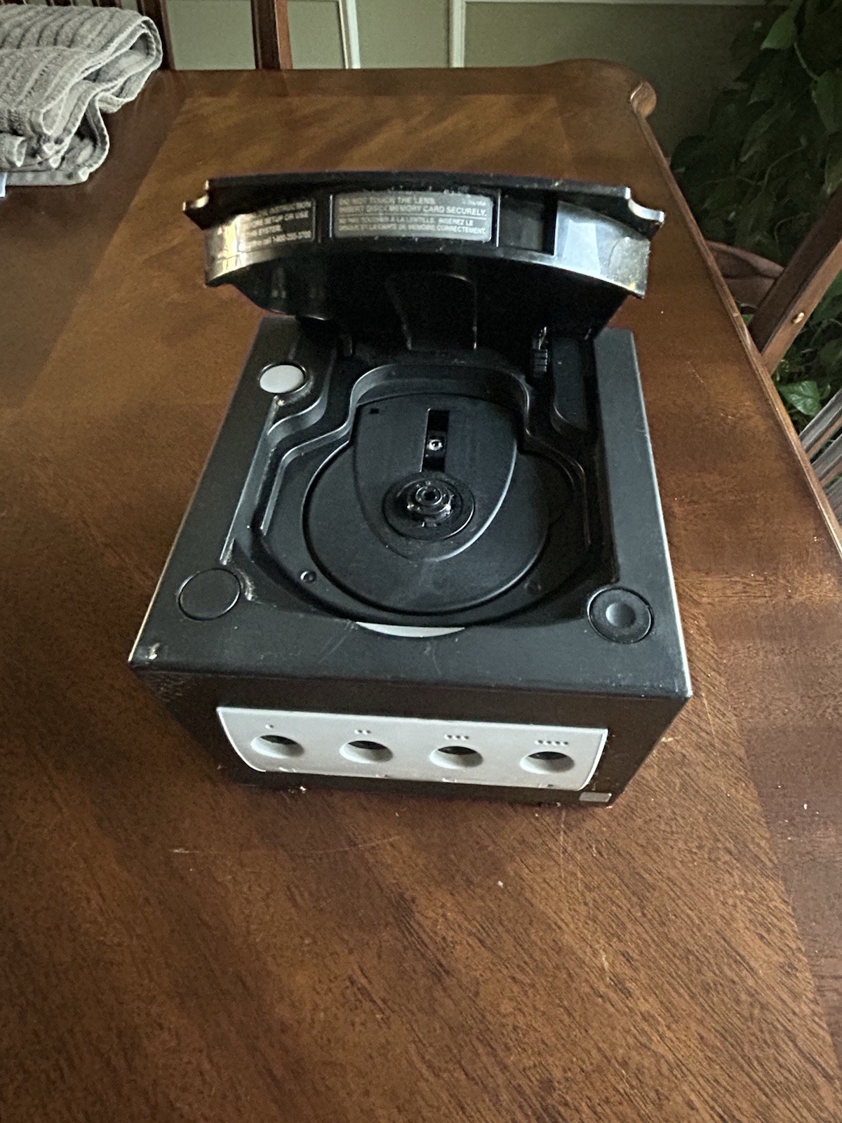 Nintendo Gamecube Console BLACK DOL-101 For Parts Only (doesn’t Read Discs)