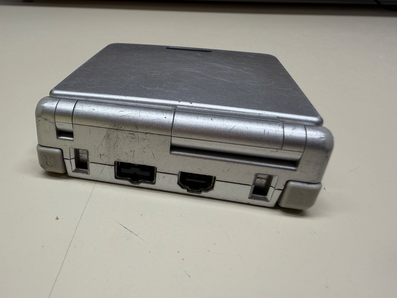 NINTENDO GAMEBOY ADVANCE SP SILVER WORKING AGS-001 WORKING NICE