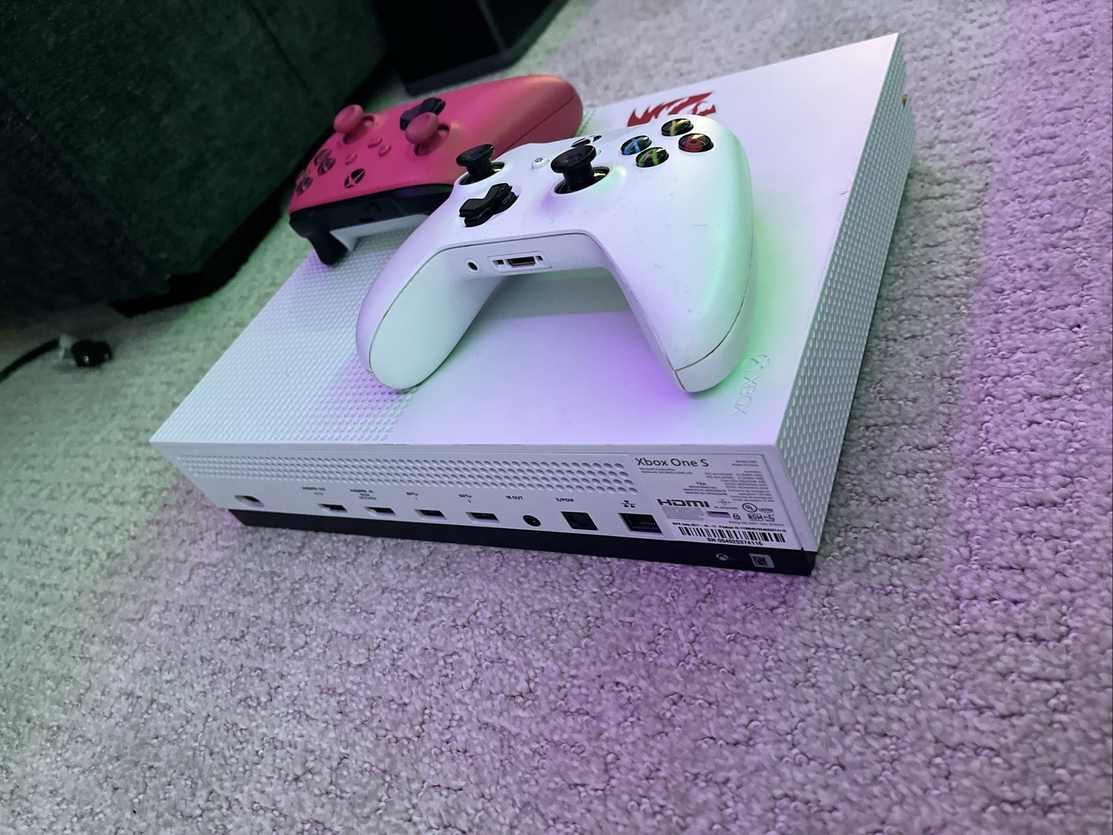 Microsoft Xbox One S White Home Console w/ Wi-Fi, HDMI, USB-A, 2 Controllers