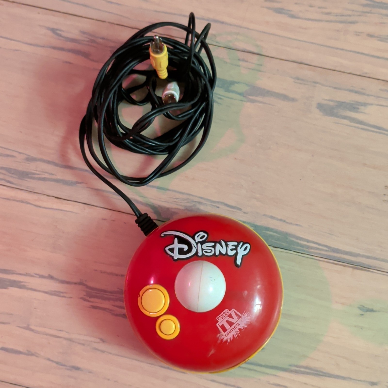 Disney Plug & Play TV Games Microconsole Red Yellow White Black Composite RCA