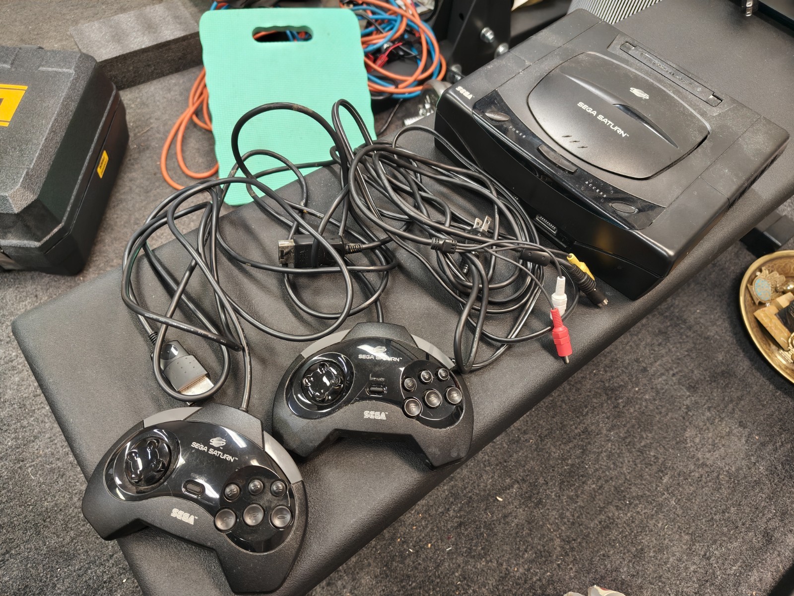 Sega Saturn Console System MK-80000 W/ 2 Controllers Pwr & AV cable W/ MLB Game