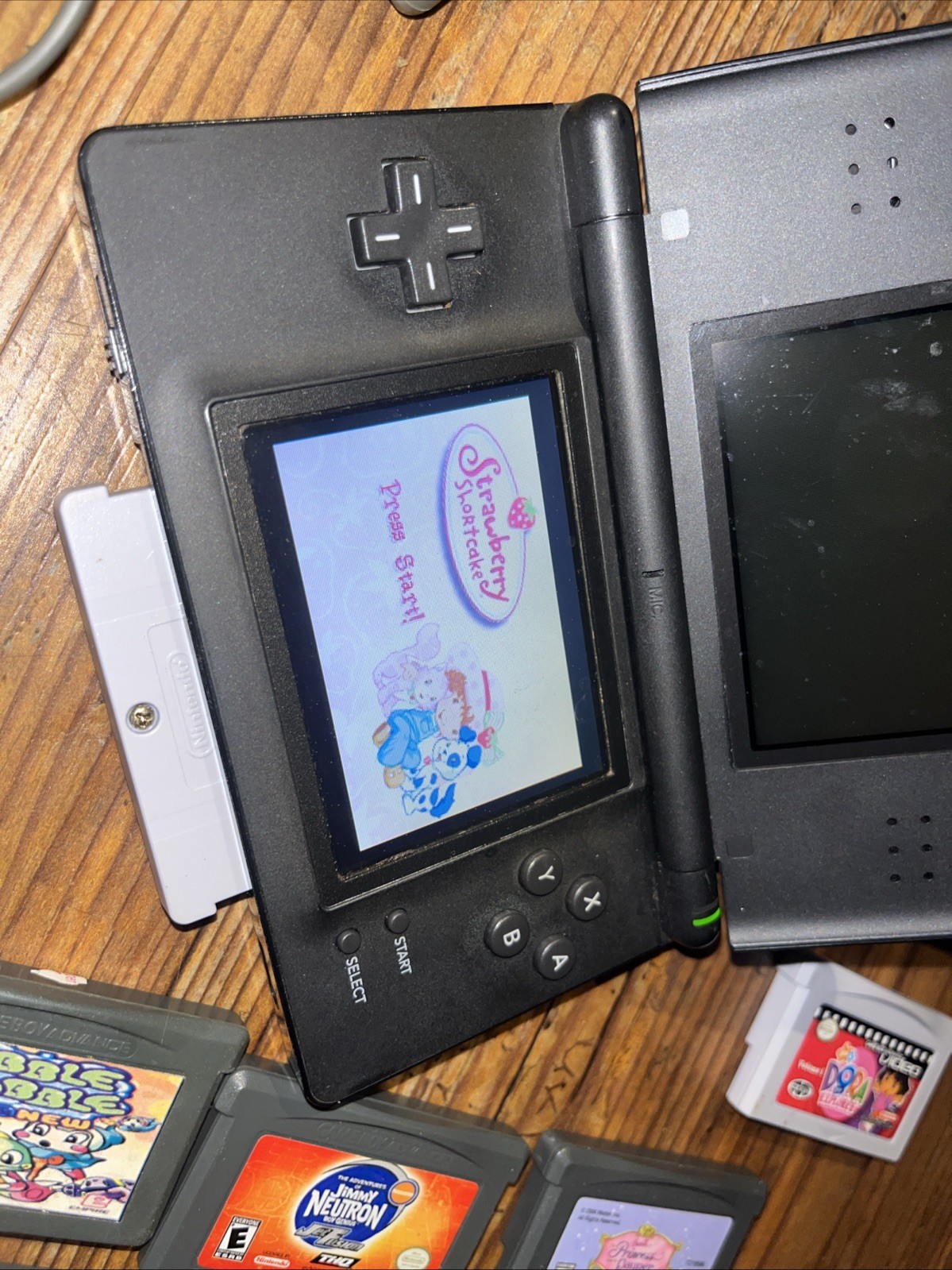 Nintendo DS Lite Black Console Bundle with 9 games – Tested & Working