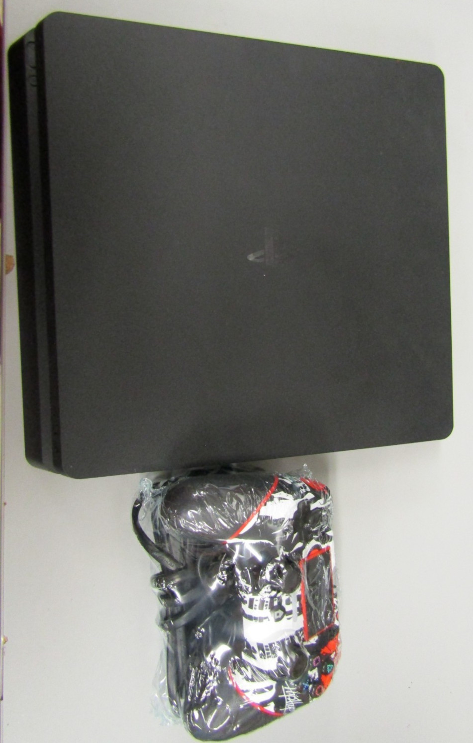 SONY PS4 SLIM, CUH-2015A, W/Controller, cables -Playstation 4 – Tested Working