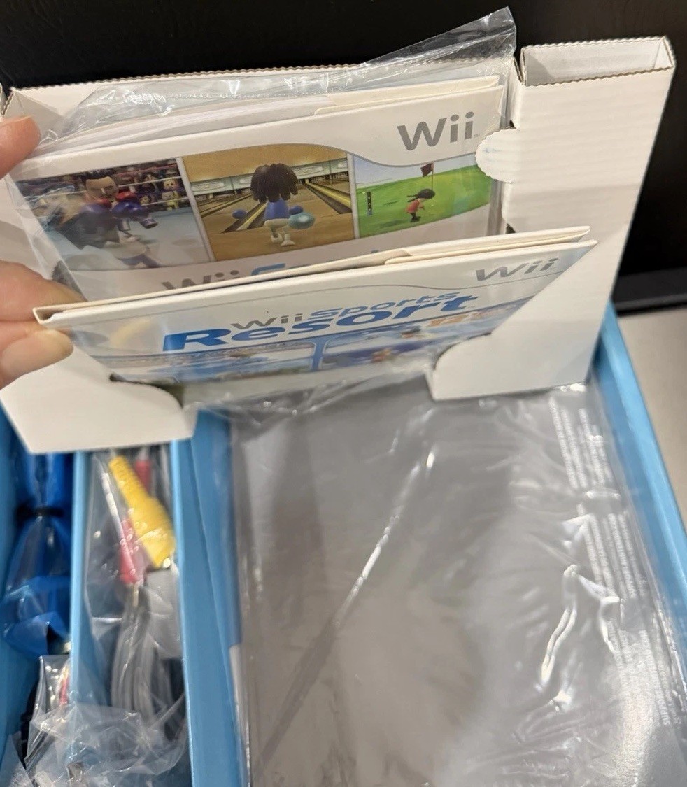 Nintendo Wii Black MotionPlus Bundle System Console Wii Sports (Open Box)