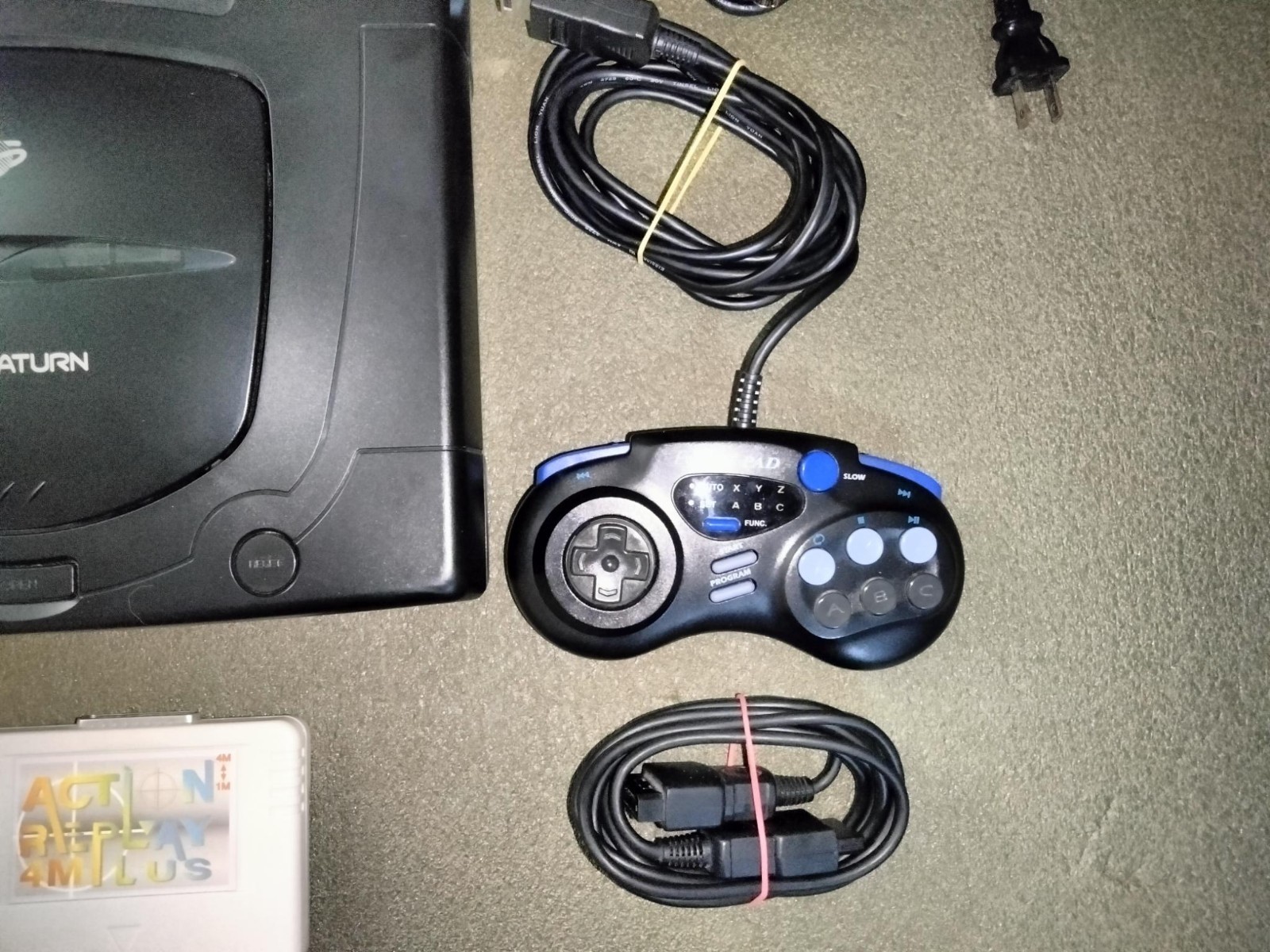 SEGA SATURN CONSOLE – 2 CONTROLLERS – RAM CARD + MORE! – EXCELLENT CONDITION!