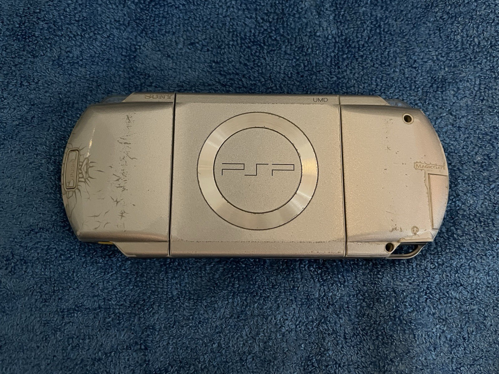 Sony PSP 1000 Silver Handheld System with Charger & Battery – ARK-4 Installed!