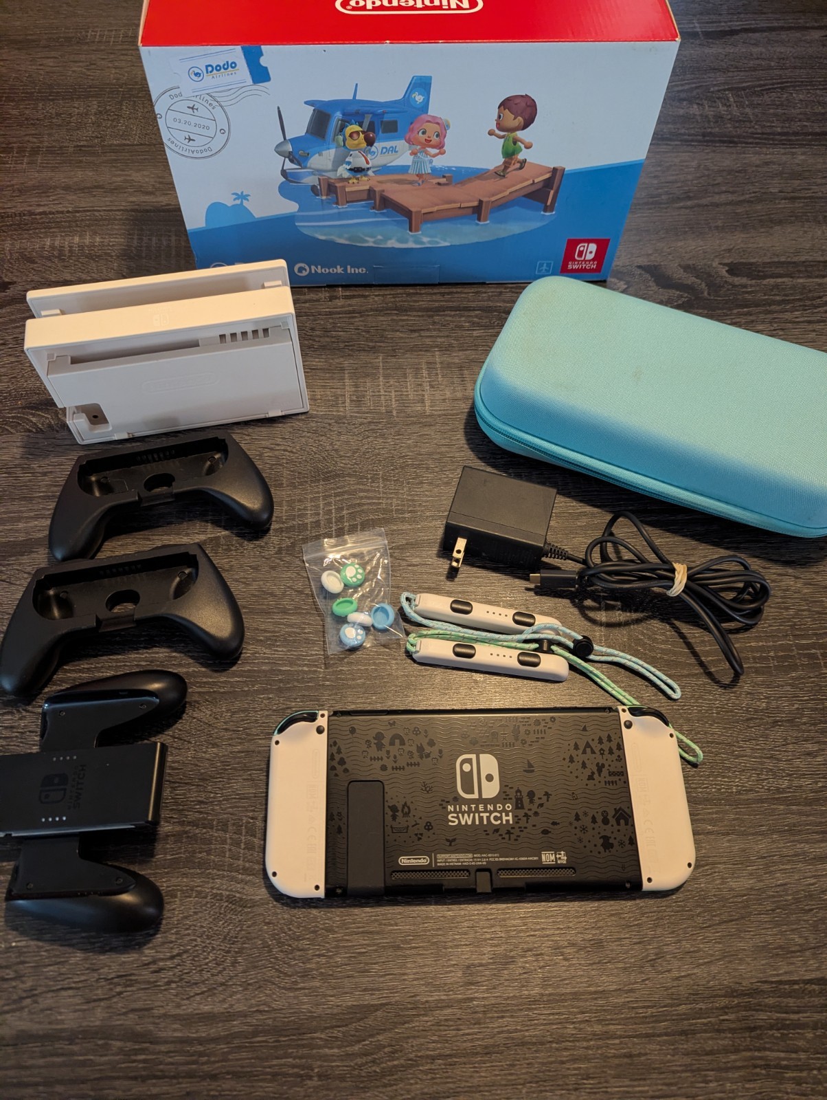 Nintendo Switch Animal Crossing Special Edition Console set InnoAura Switch Case