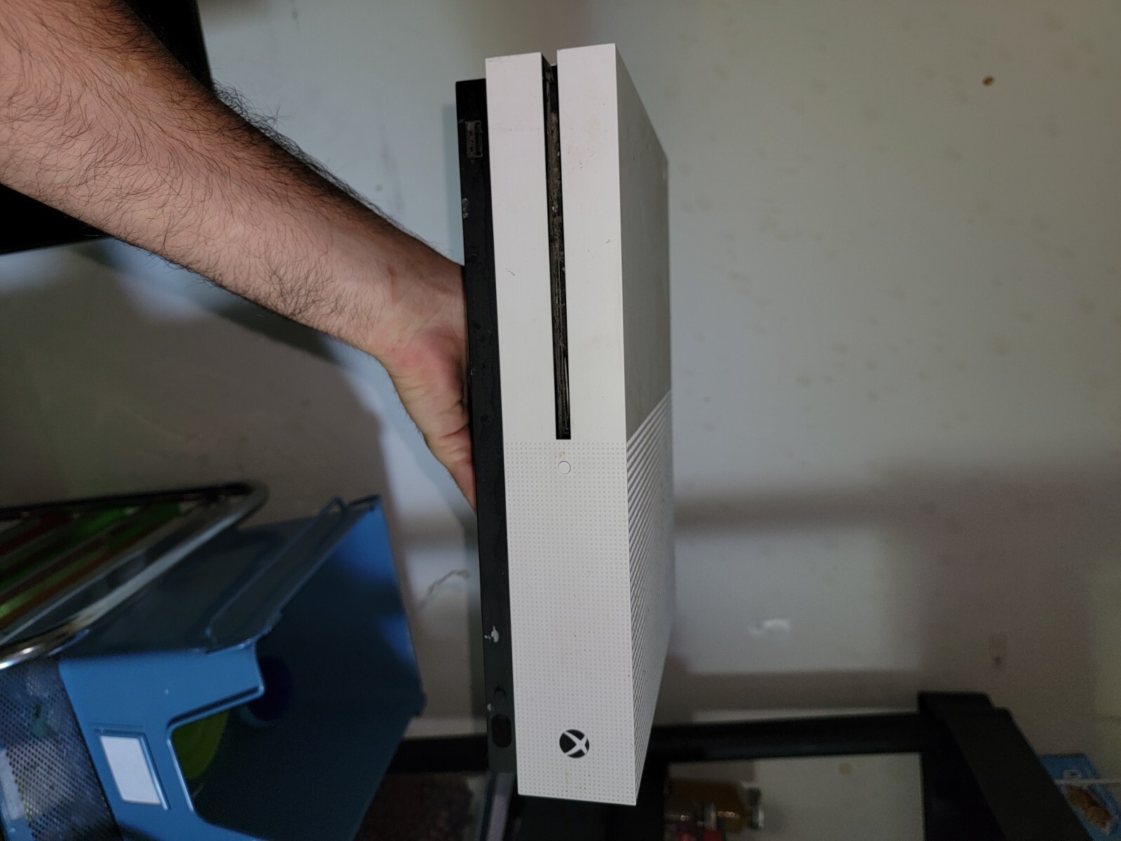 Xbox One S 1TB Console – White (XBS1TB)