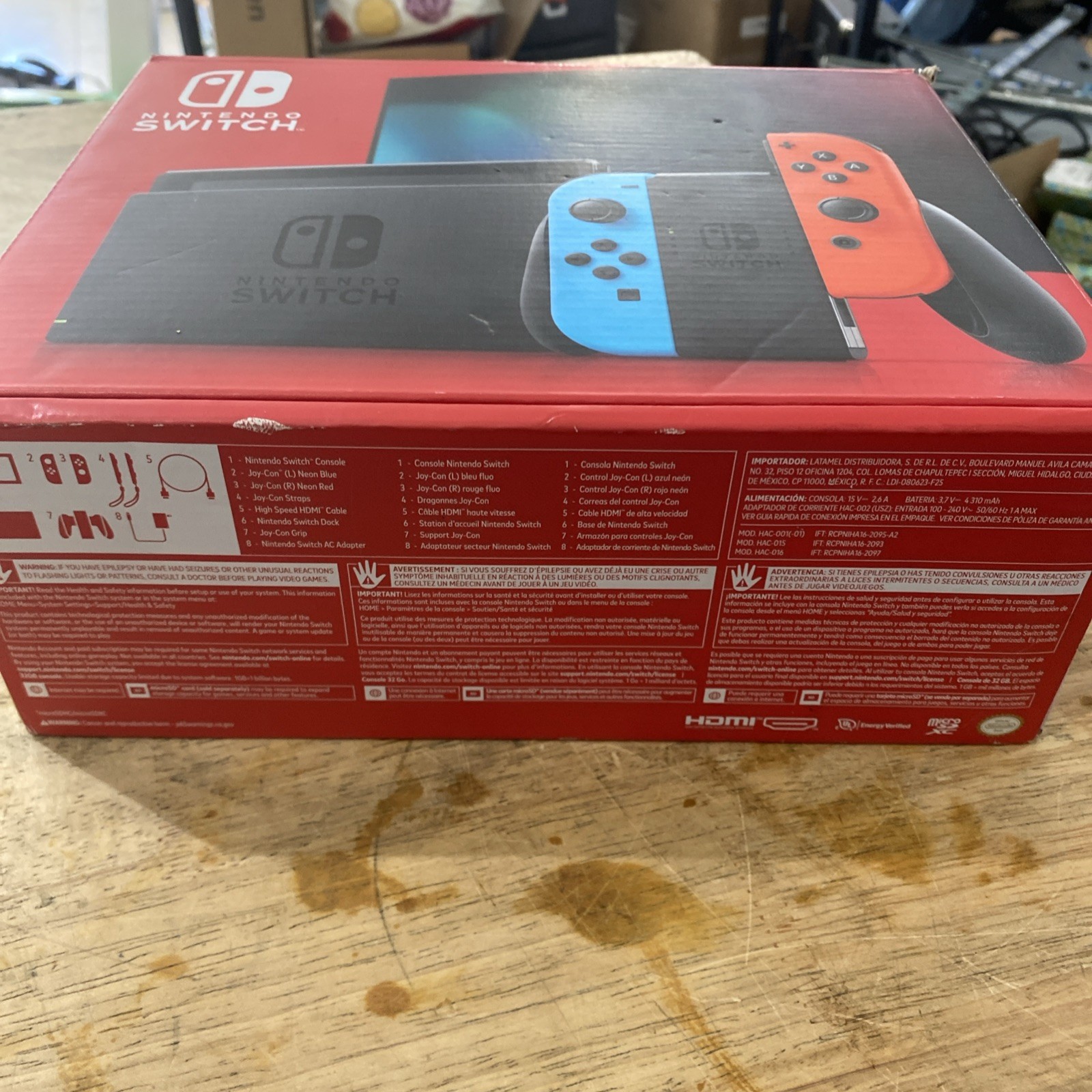 Nintendo Switch 32GB Console Neon Red/Neon Blue Joy-Con