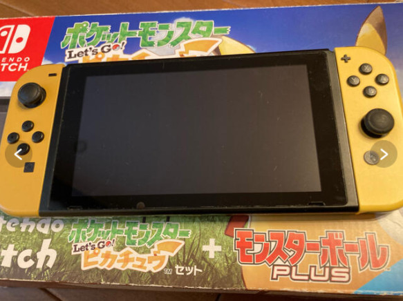 NINTENDO SWITCH PIKACHU & EEVEE EDITION WITH POCKET MONSTERS LET’S GO PIKACHU