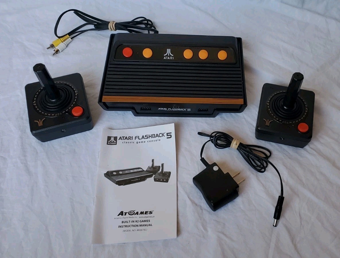 Atari Flashback 5 Game Console 92 Built In Games 2 Wireless Controllers TESTED