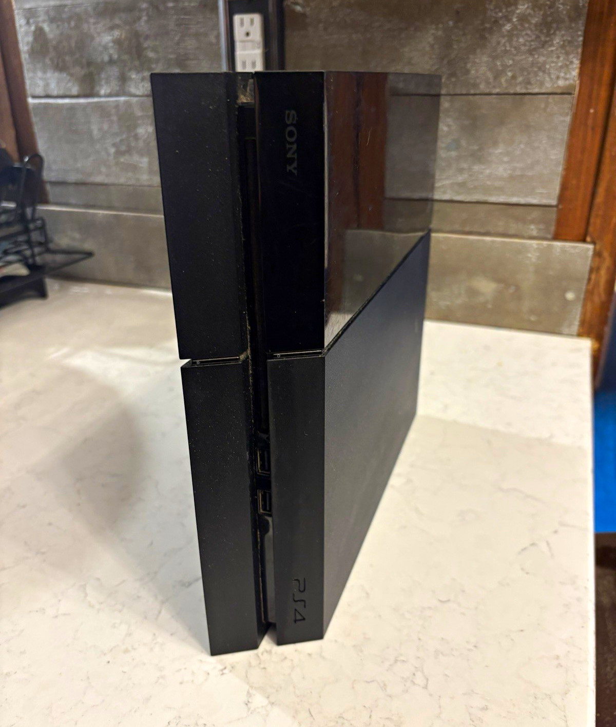 Sony PlayStation 4 PS4 Home Console (no cords)