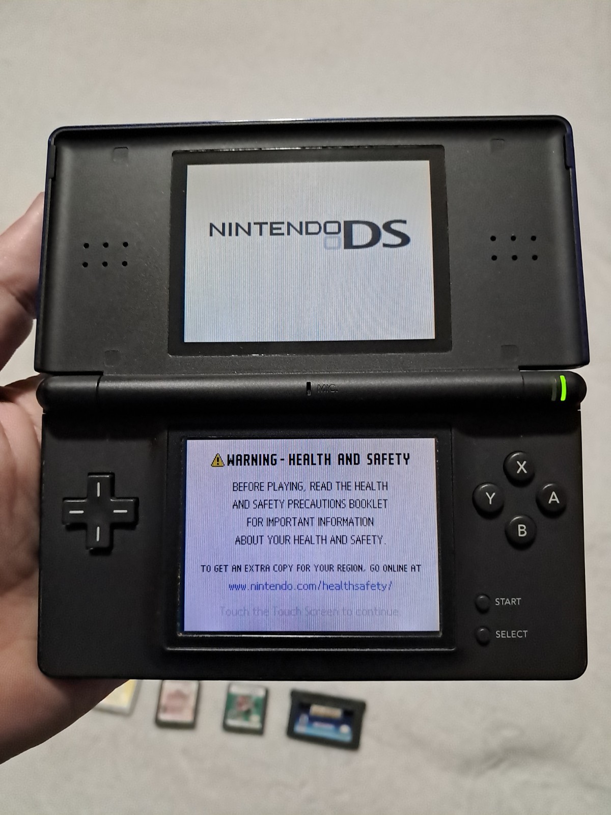 Nintendo DS Lite Handheld System Cobalt Black No Charger 4 Games Loose Hinge