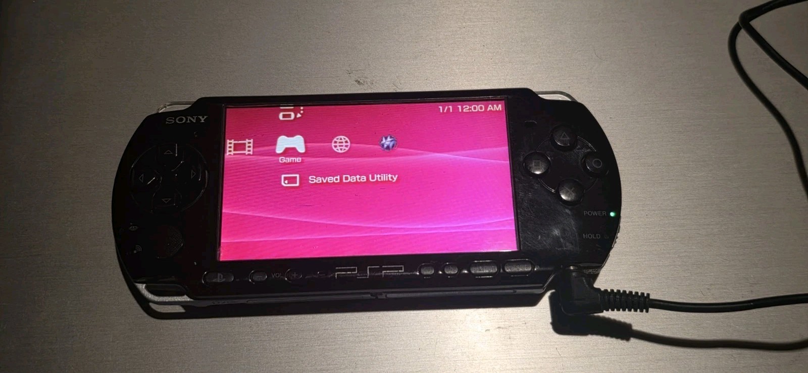 SONY PSP 3000 PLAYSTATION PORTABLE IN GOOD CONDITION