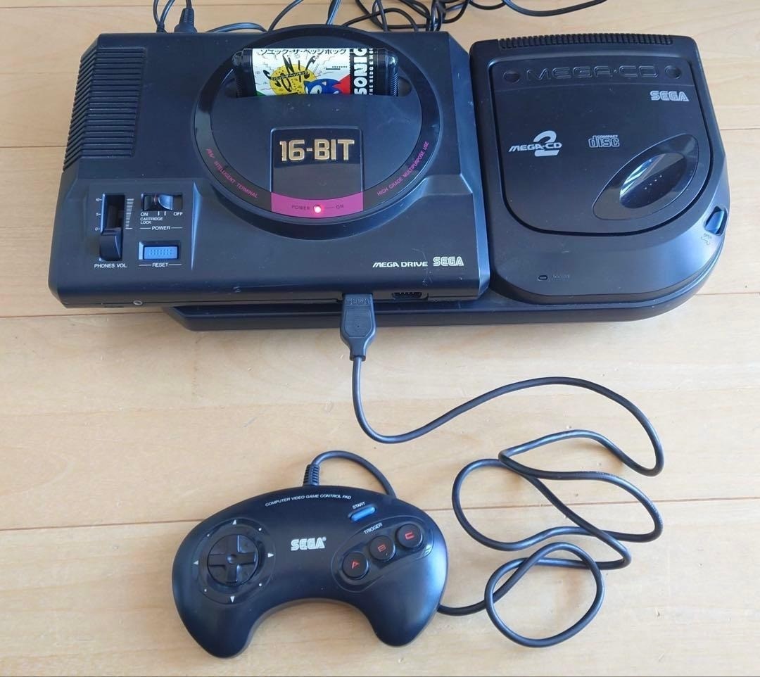 SEGA Mega Drive & Mega CD2 Console Set Black USED Japan Free Shipping Very Good