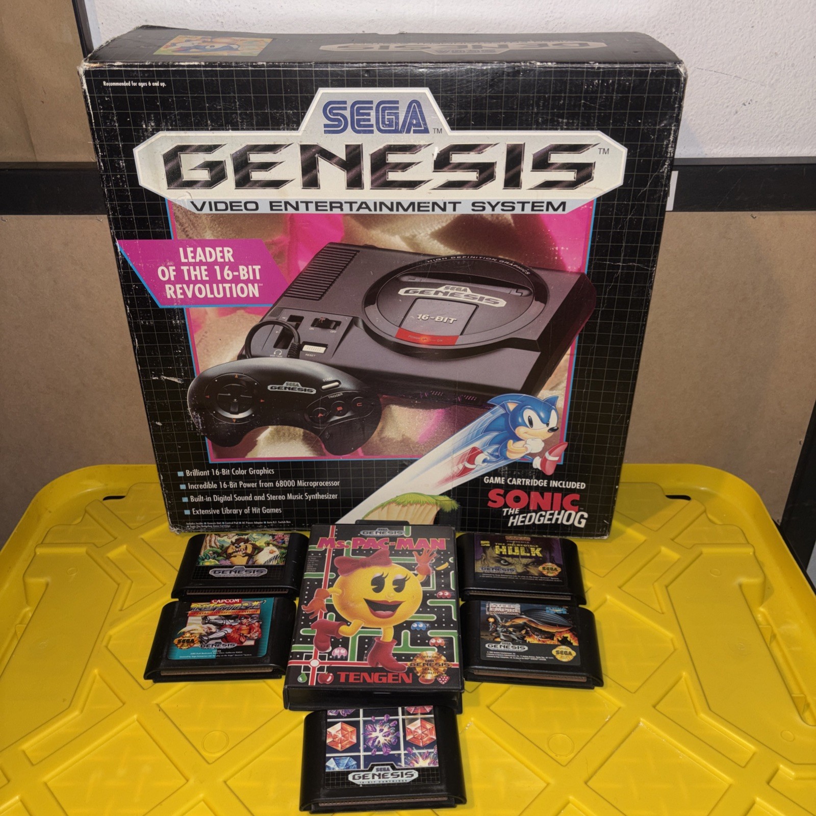 Vintage 1992 SEGA GENESIS 1601 Complete W BOX AND 7 GAMES. READ/ PICS