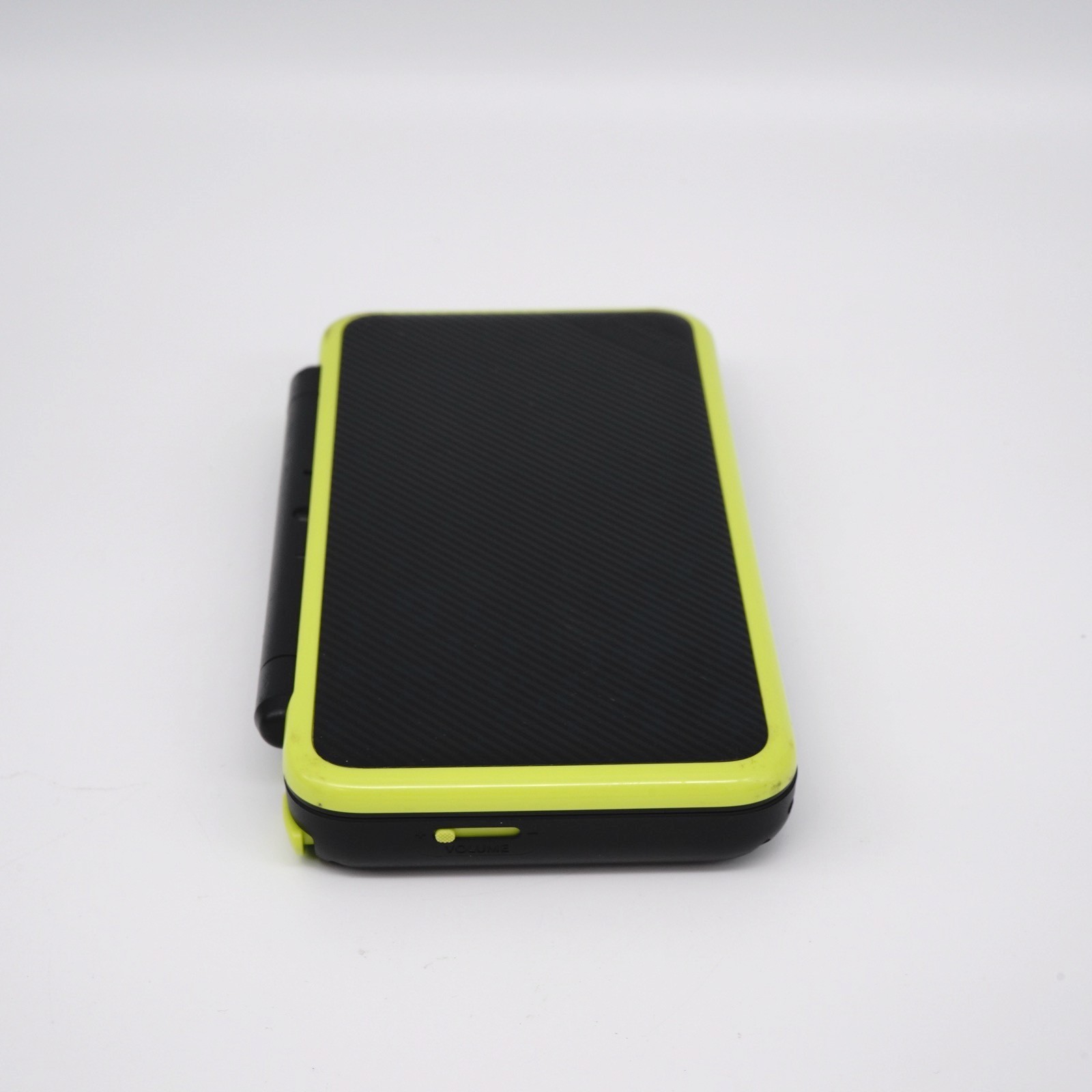 Nintendo “New” 2DS XL LL Console Black Lime 4GB +Charger + Stylus (USA Seller)