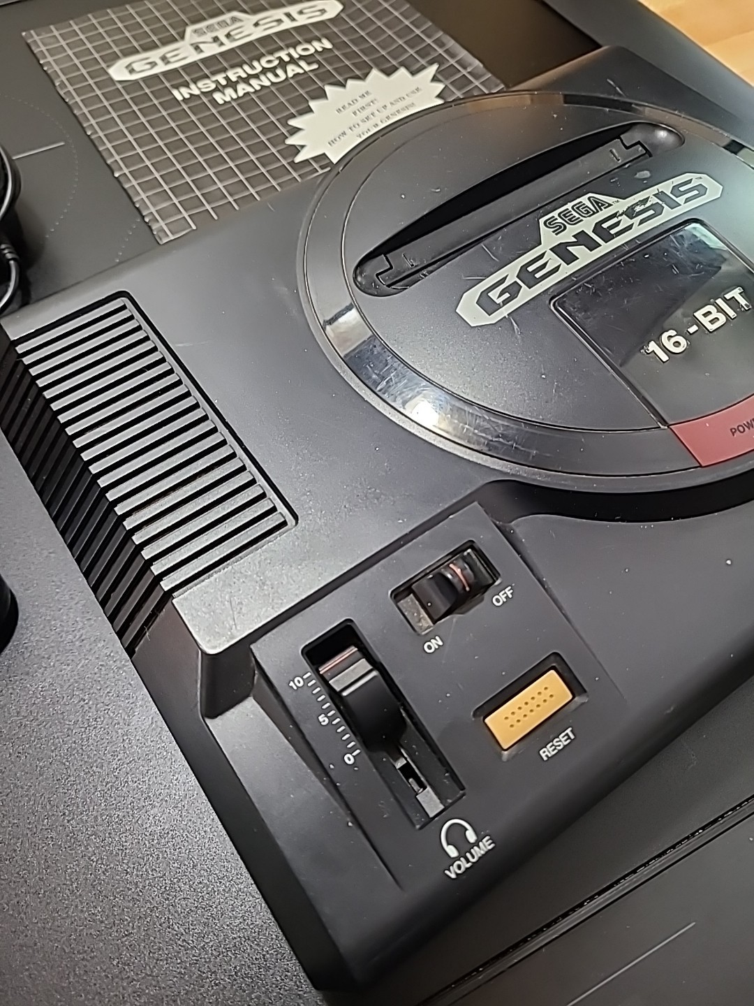 Sega Genesis Console 1601 & Controller 1650 16 Bit w/ Power Supply Tested Works