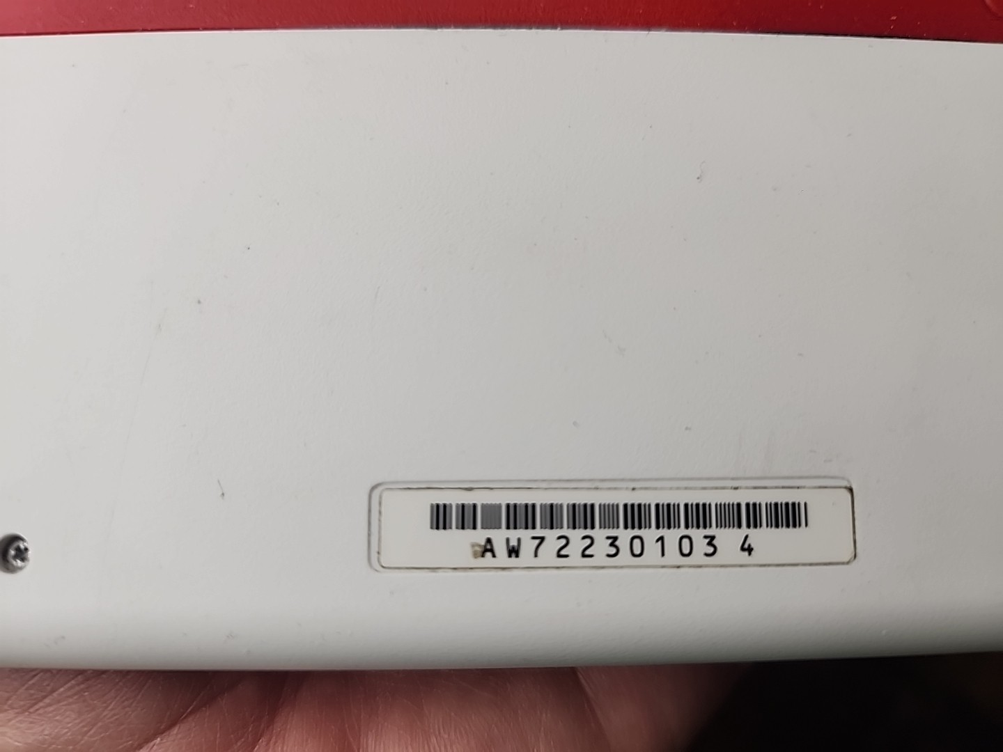 Nintendo 2DS Handheld Game Console FTR-001 White/Red With Memory Card & Charger